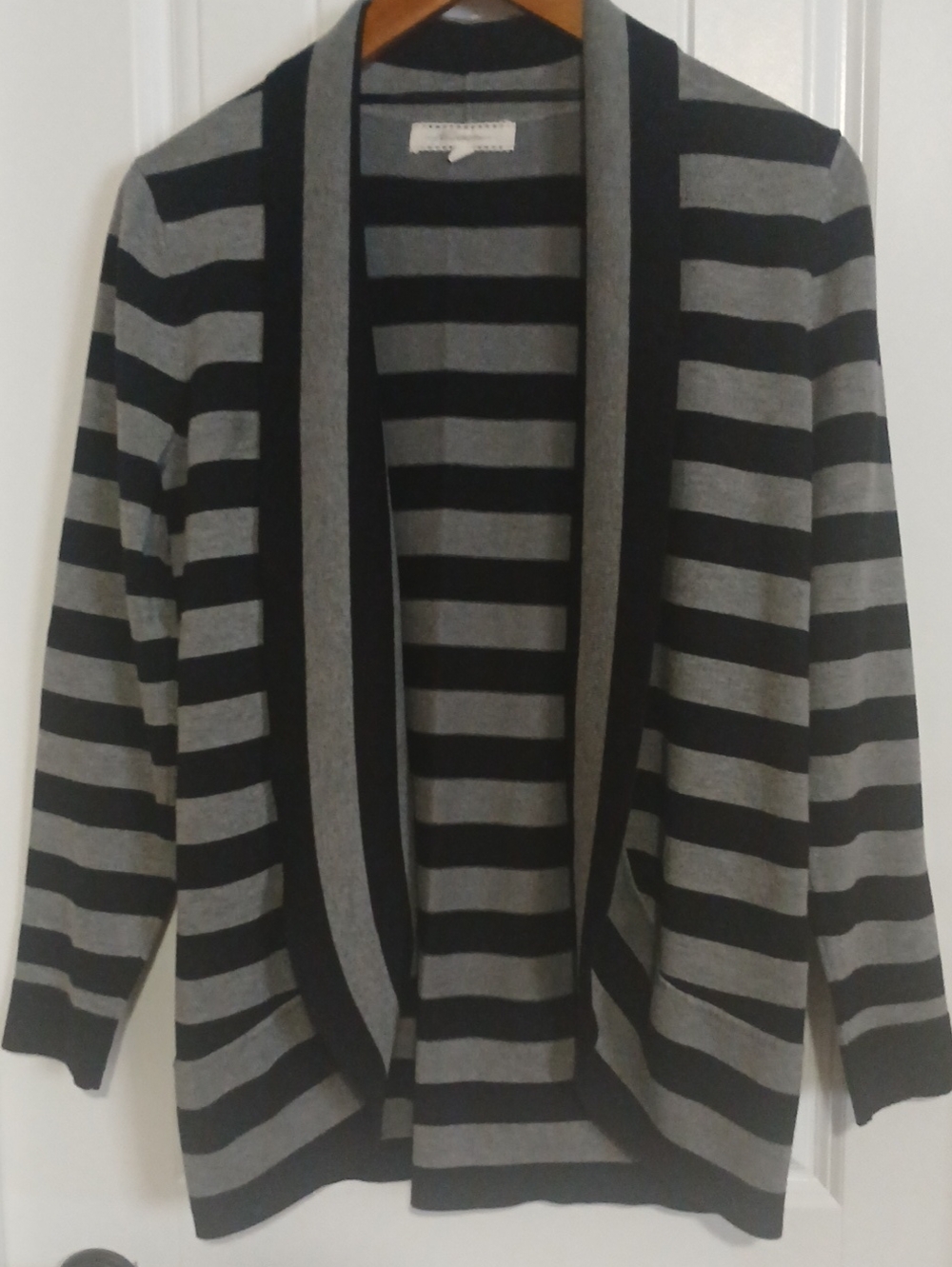 Open-Front Striped Cardigan Sweater in Gray and Black